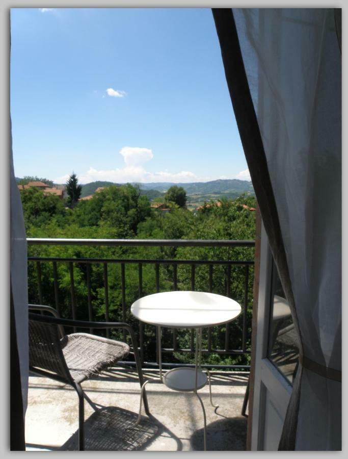 Cascina Luvot Acomodação com café da manhã Melazzo Exterior foto